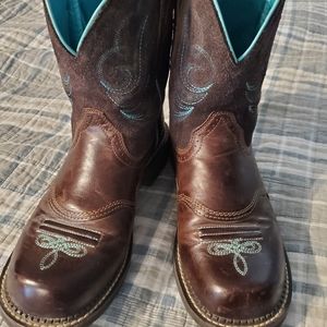 Ariat Fat Baby Brown size 10 womens